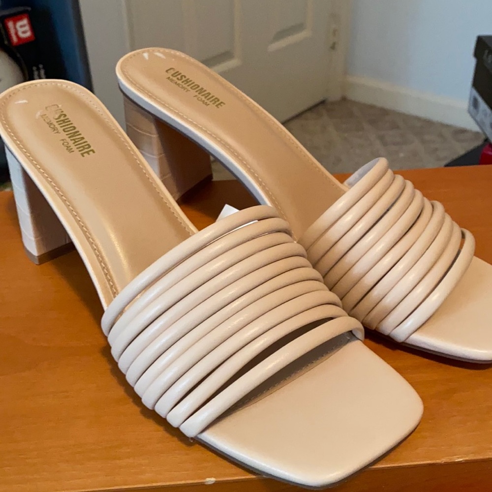 Nude Mules